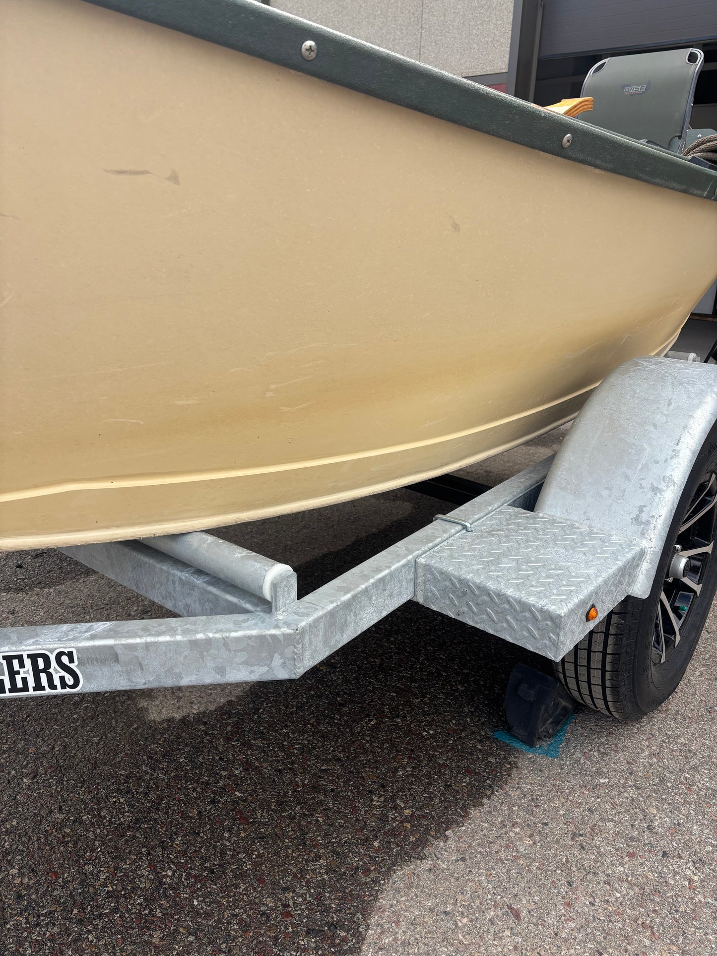 2023 High Side Pro Guide w/ New Black Dog Trailer