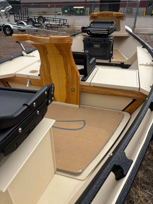 NEW - River Skiff Gradient
